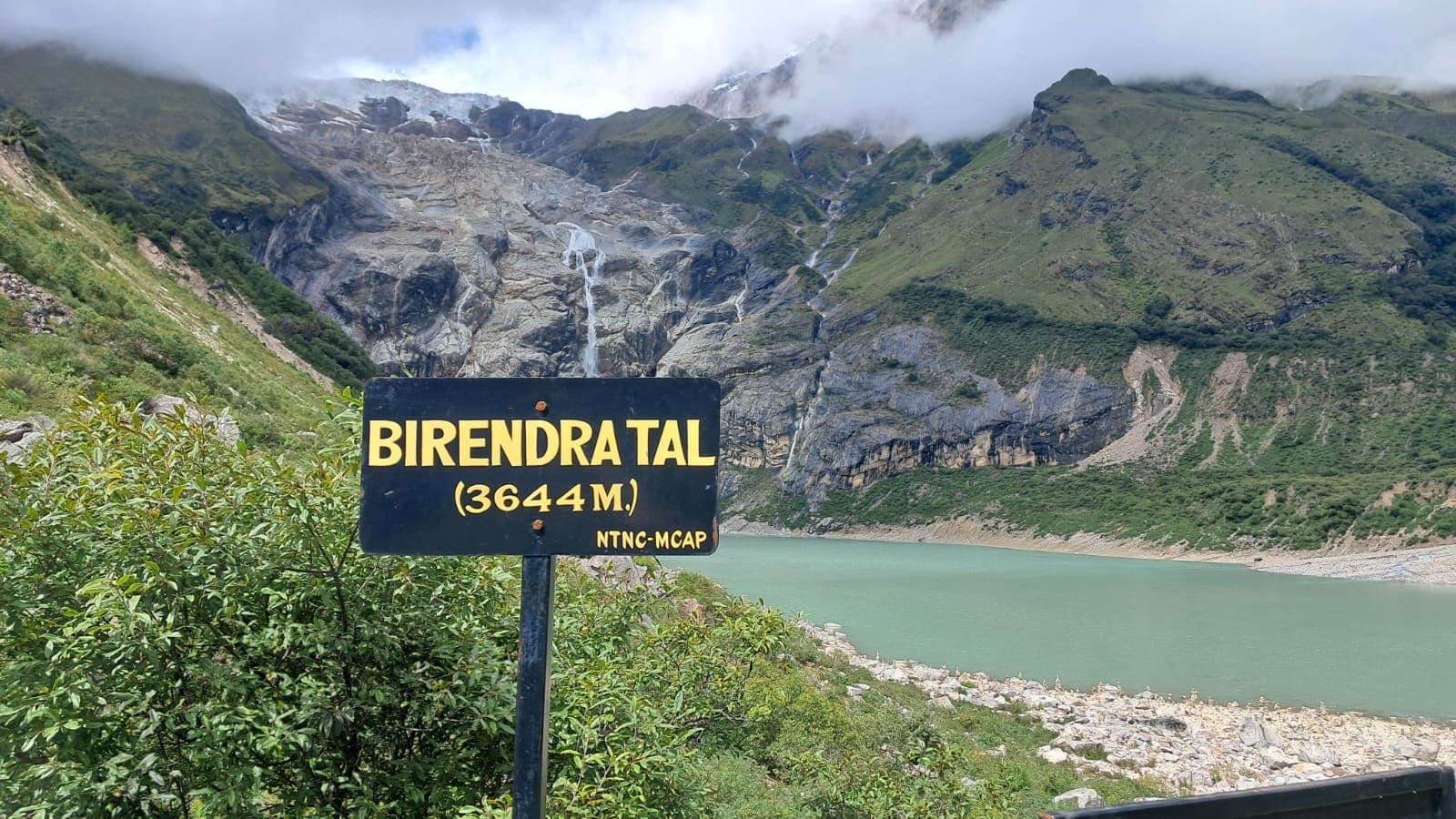 Manaslu Circuit Trek — photo 2